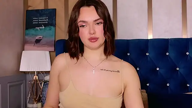 LauraBrigs online show from 02.07.25