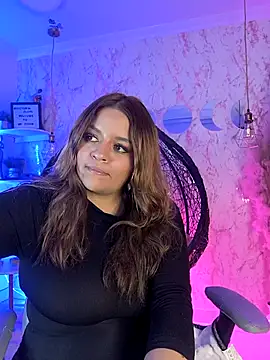 victoria  floyd online show from 03.05.25