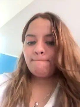 victoria  floyd online show from 03.05.25