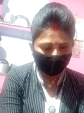 Snapshot of Bhavya_Bhan chatting on 01.31.25 Bhavya Bhan online show from 01.31.25