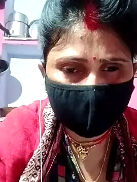 Snapshot of Bhavya_Bhan chatting on 02.02.25 Bhavya Bhan online show from 02.02.25