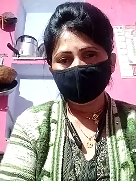 Snapshot of Bhavya_Bhan chatting on 02.04.25 Bhavya Bhan online show from 02.04.25