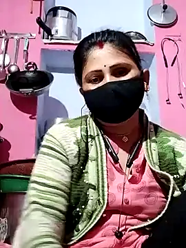 Snapshot of Bhavya_Bhan chatting on 02.09.25 Bhavya Bhan online show from 02.09.25