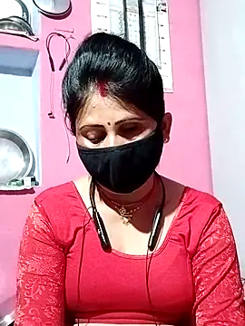 Snapshot of Bhavya_Bhan chatting on 02.12.25 Bhavya Bhan online show from 02.12.25