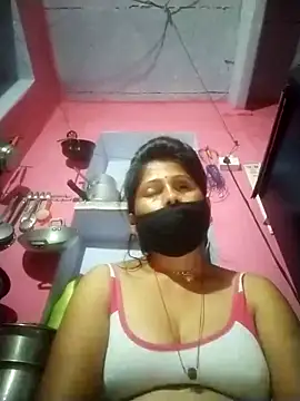 Snapshot of Bhavya_Bhan chatting on 09.13.25 Bhavya Bhan online show from 09.13.25