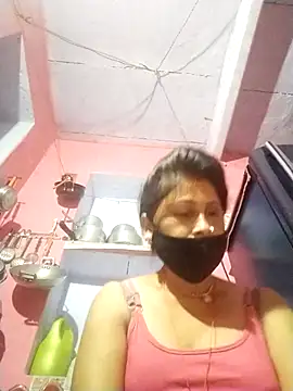 Snapshot of Bhavya_Bhan chatting on 10.08.25 Bhavya Bhan online show from 10.08.25