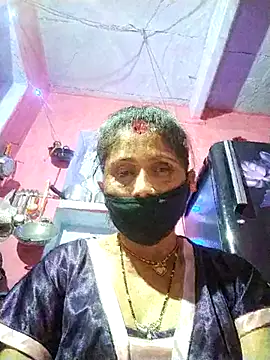 Snapshot of Bhavya_Bhan chatting on 10.23.25 Bhavya Bhan online show from 10.23.25