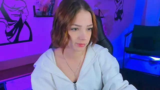 PamBeesly online show from 10.04.25