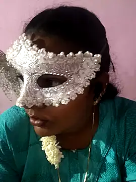 Snapshot of Tamil_queenbaby chatting on 09.13.25 Tamil queenbaby online show from 09.13.25