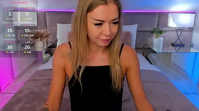 SusanBlair online show from 10.03.25