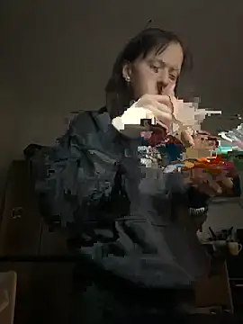 Ciara2004 online show from 11.27.25