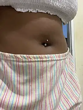 Spicey-CheekssX online show from 01.28.25