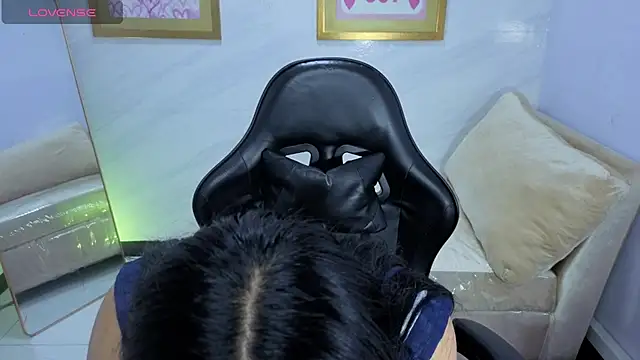 Paulette v online show from 11.28.25