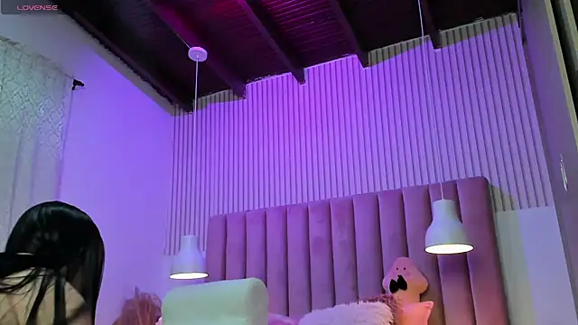 ScarlettDreamss7 online show from 05.17.26