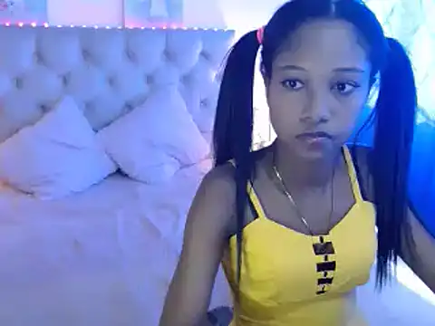 LITTLEDOLLHOT online show from 01.21.25