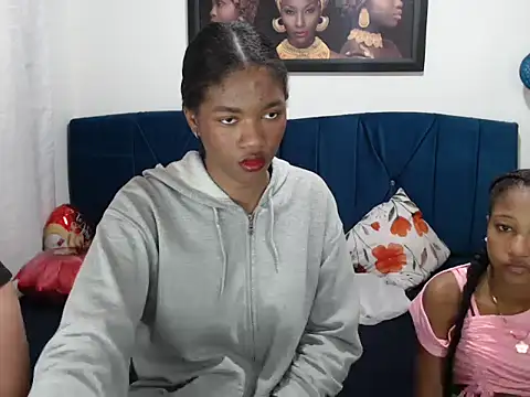 LITTLEDOLLHOT online show from 02.22.25