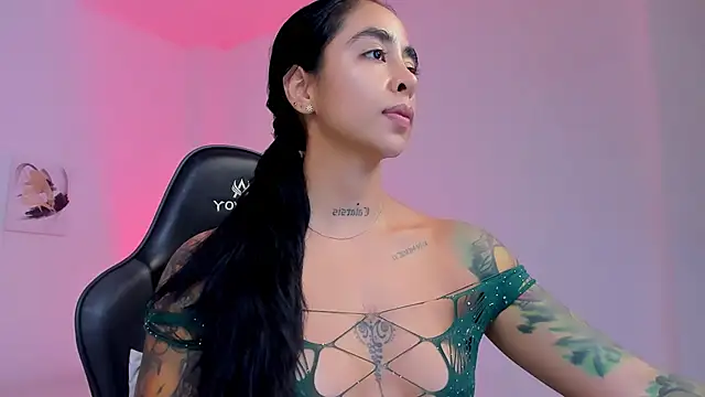 sophierooy22 online show from 02.26.26