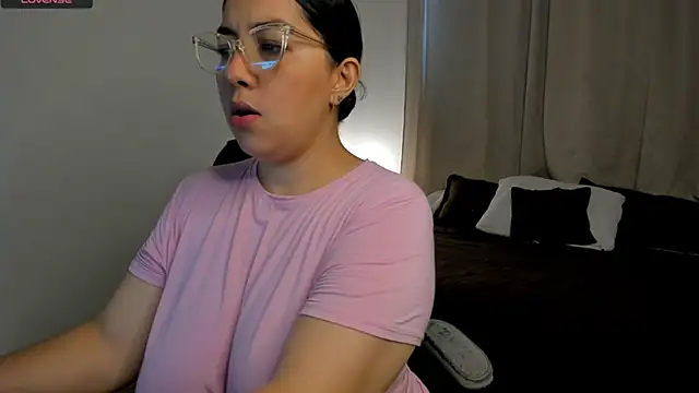 brithany olson25 online show from 10.22.25