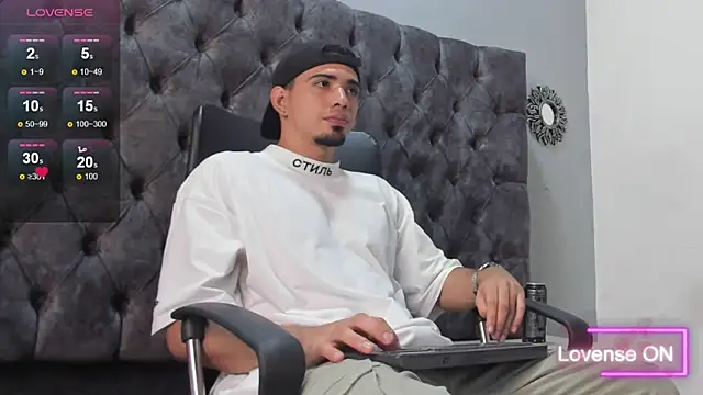 Snapshot of RYAN_PATERSON chatting on 03.06.25 RYAN PATERSON online show from 03.06.25