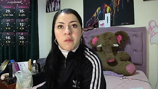 Emmie Hot online show from 12.02.25