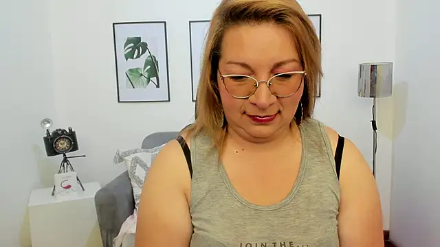 maylinlee online show from 02.07.25