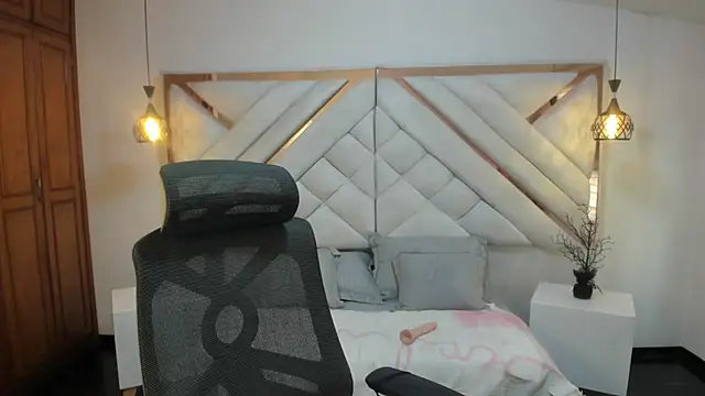 maylinlee online show from 03.08.25