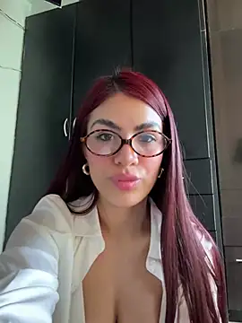 Snapshot of thompsonabella666 chatting on 05.24.26 thompsonabella666 online show from 05.24.26