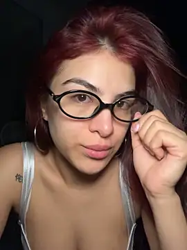 Snapshot of thompsonabella666 chatting on 05.27.26 thompsonabella666 online show from 05.27.26