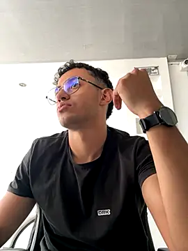 Thonny-becker online show from 10.05.25