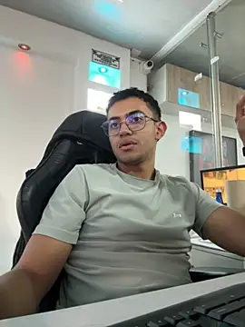 Thonny-becker online show from 10.19.25