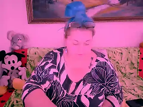 mayamayx online show from 10.17.25