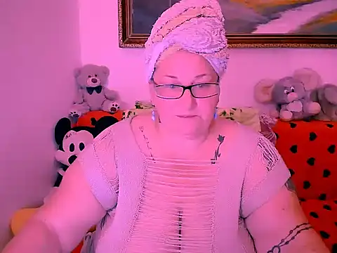 mayamayx online show from 10.23.25