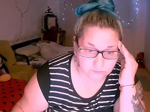 mayamayx online show from 12.19.25