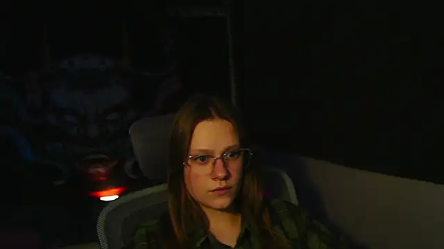 TessaSwans online show from 01.31.25