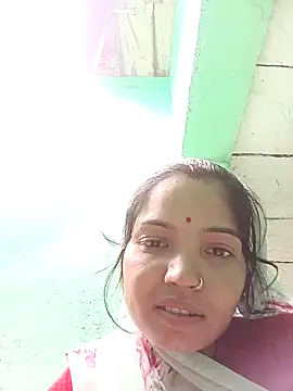 Bhuvi Bedi online show from 02.04.25