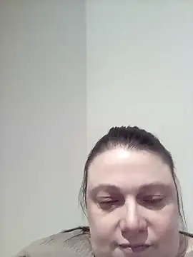 Snapshot of HotHornyEmmaX chatting on 01.20.25 HotHornyEmmaX online show from 01.20.25