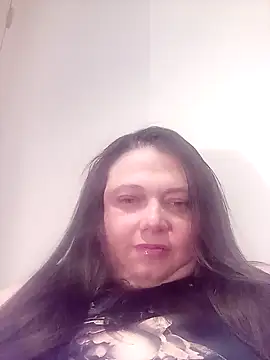 Snapshot of HotHornyEmmaX chatting on 01.23.25 HotHornyEmmaX online show from 01.23.25