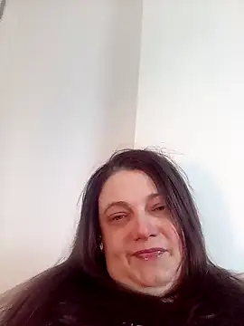 Snapshot of HotHornyEmmaX chatting on 01.24.25 HotHornyEmmaX online show from 01.24.25