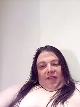 Snapshot of HotHornyEmmaX chatting on 01.30.25 HotHornyEmmaX online show from 01.30.25