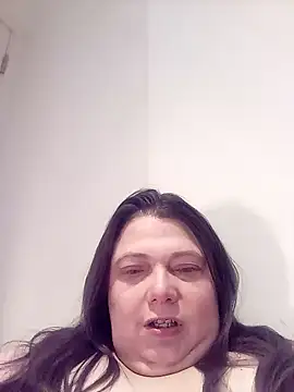 Snapshot of HotHornyEmmaX chatting on 02.03.25 HotHornyEmmaX online show from 02.03.25