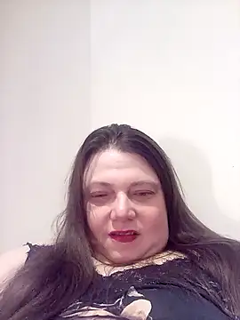 Snapshot of HotHornyEmmaX chatting on 02.22.25 HotHornyEmmaX online show from 02.22.25