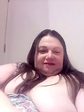 Snapshot of HotHornyEmmaX chatting on 03.06.25 HotHornyEmmaX online show from 03.06.25