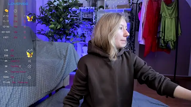 Snapshot of Rachel_Rut chatting on 10.09.25 Rachel Rut online show from 10.09.25