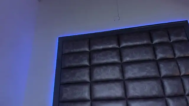 Lili Bykers online show from 03.12.25