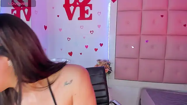 Lili Bykers online show from 10.12.25