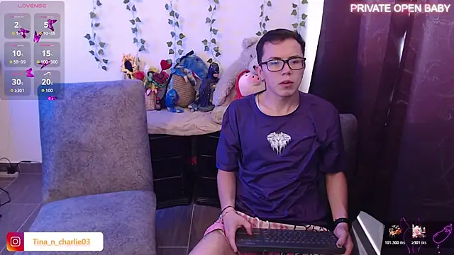 Tina 4 Charlie online show from 11.30.25