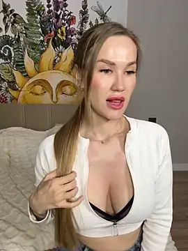 Snapshot of DianaShermy chatting on 02.21.25 DianaShermy online show from 02.21.25