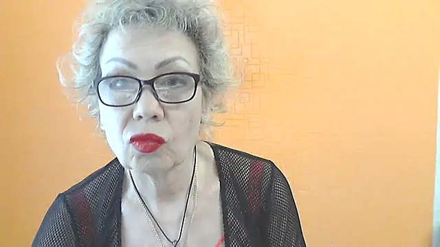 NessyJenixs online show from 04.16.26