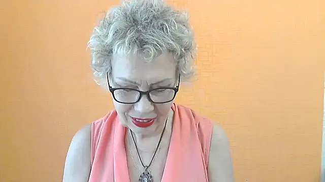 Snapshot of NessyJenixs chatting on 07.01.26 NessyJenixs online show from 07.01.26
