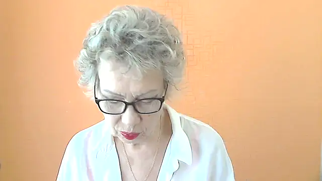 Snapshot of NessyJenixs chatting on 07.18.26 NessyJenixs online show from 07.18.26